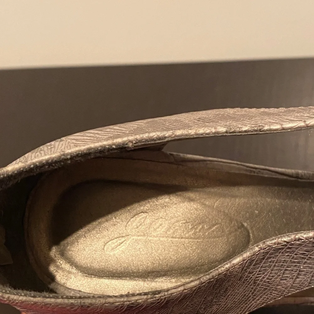 Gomax Silver Snake Print Stacked Modern Platforms - Picture 6 of 12